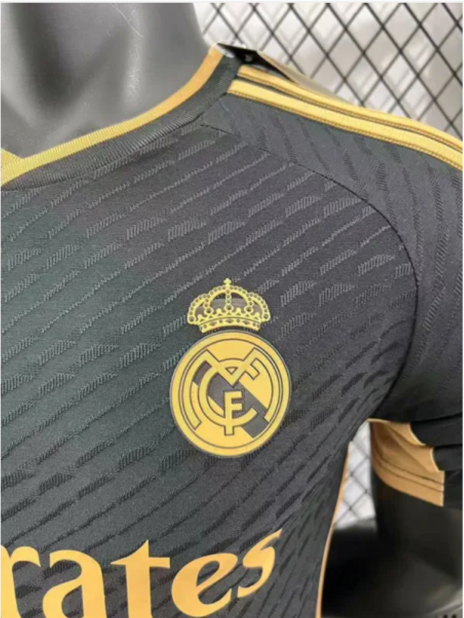Real Madrid Black Edition