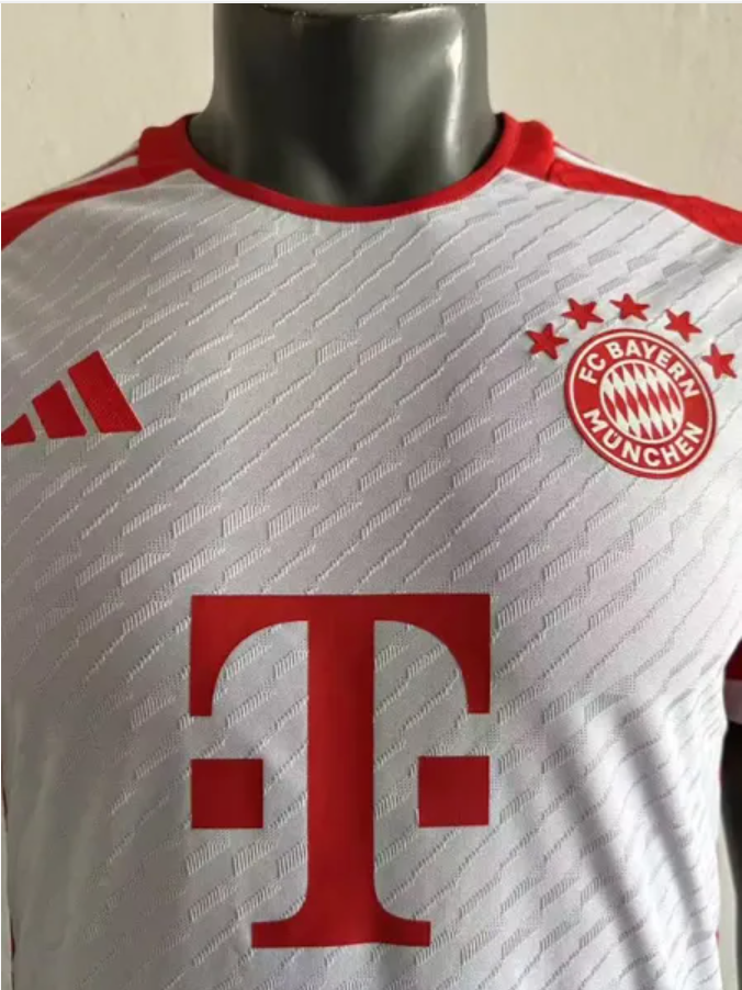 Bayern home 23-24