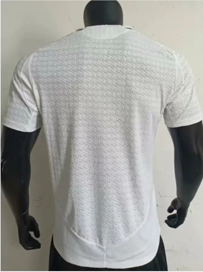 24/25 Real Madrid Home