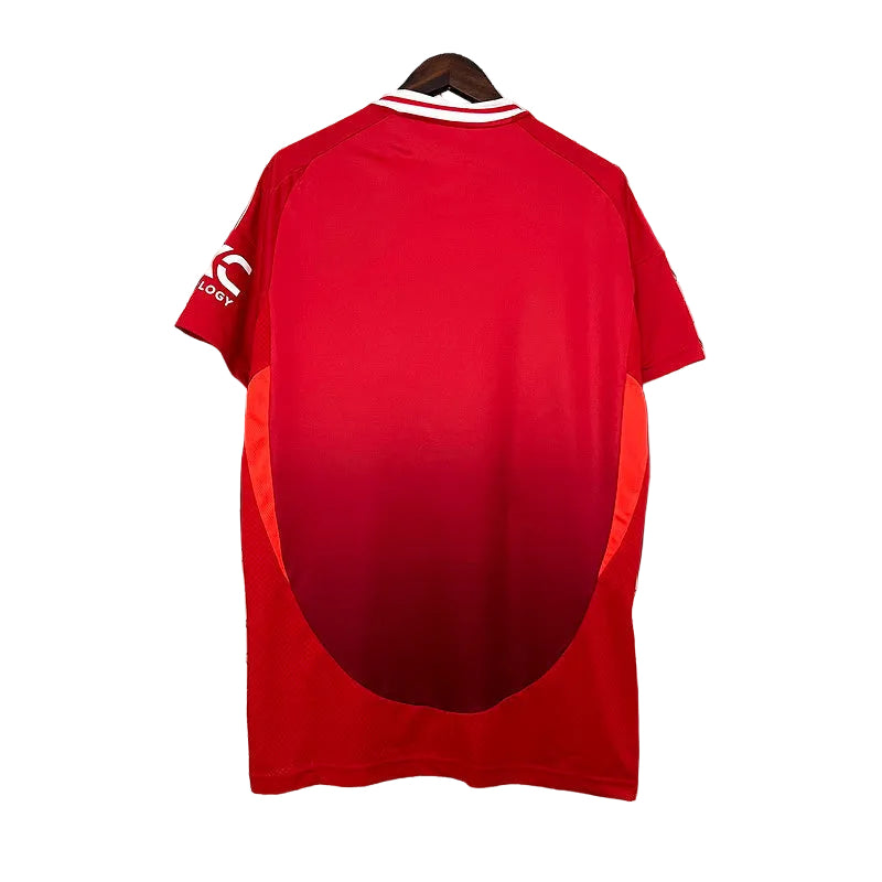 Manchester United Local 24/25